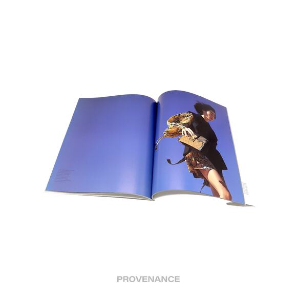 🔴 Louis Vuitton - The Book #8 - Picture 4 of 8